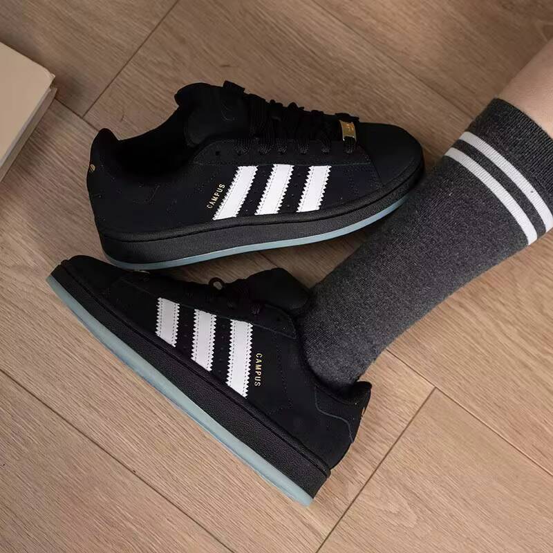 Adidas Shoes Samba - أحذية تزلج أديداس أوريجينالز للرجال باللونين