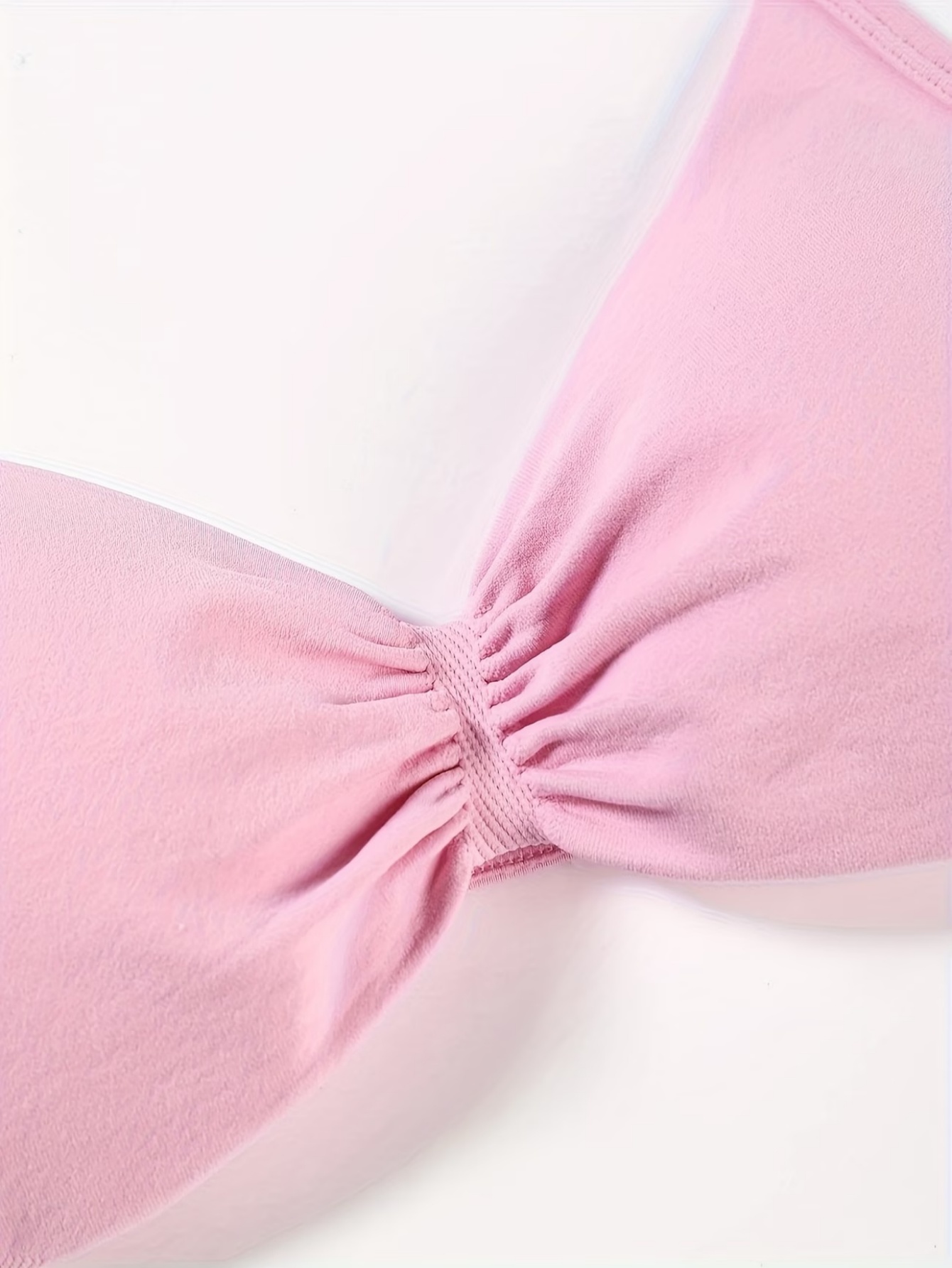 قطعتان من توبات رياضية نسائية  - مراجعة Minimizer Bra Women وسعره